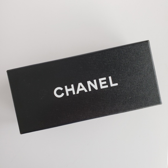 Chanel Sunglasses - Picture 7 of 7